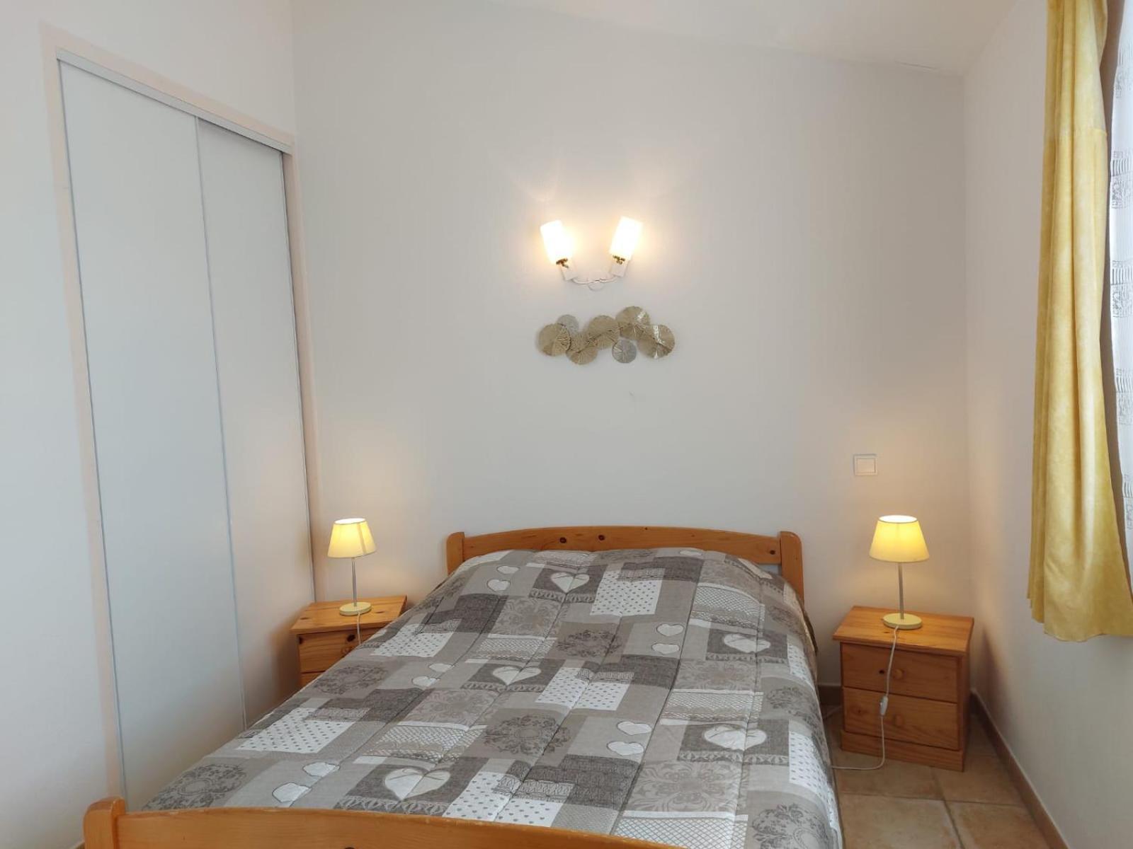Village De Gites La Fontinelle Bessas Номер фото