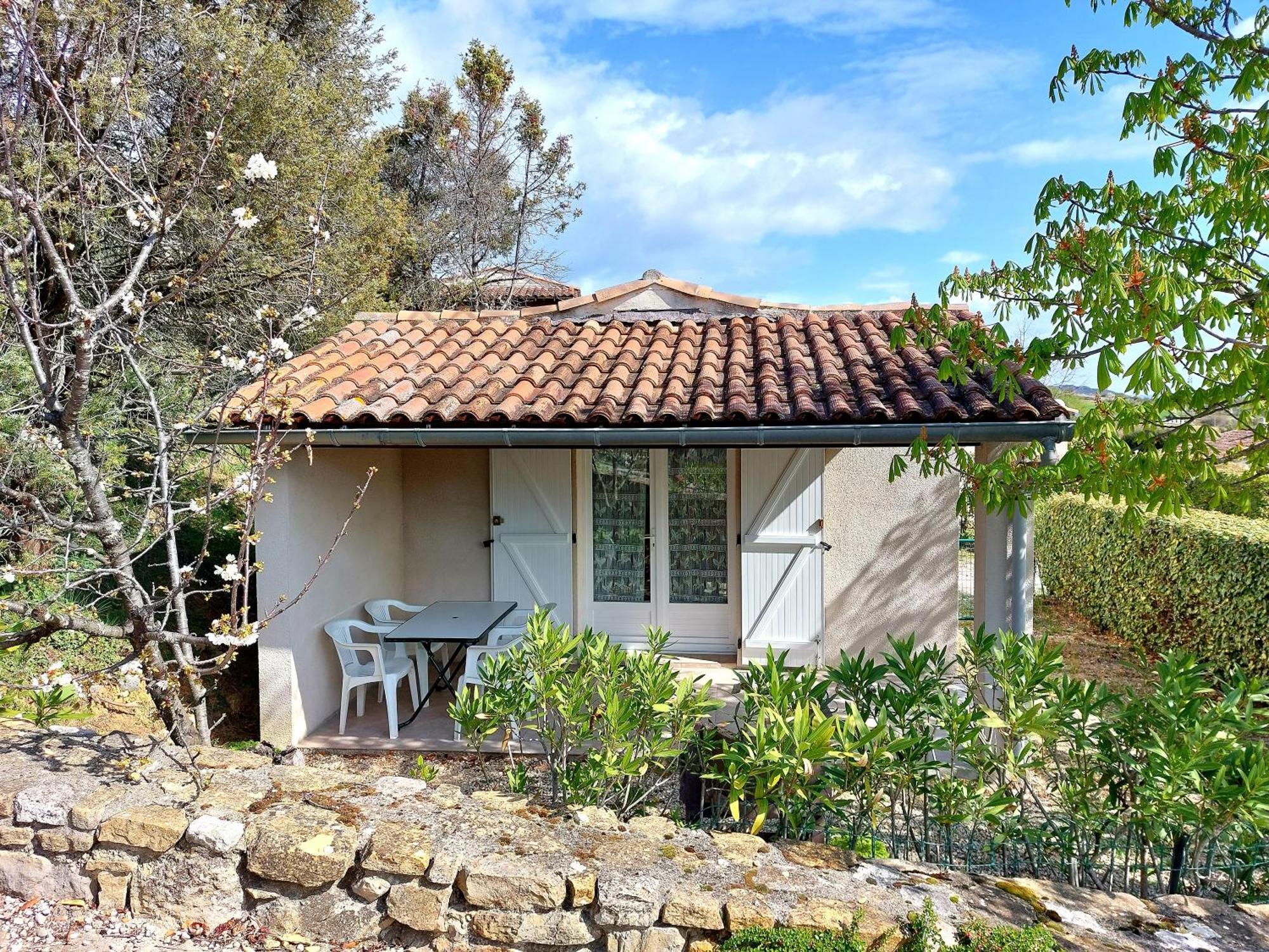 Village De Gites La Fontinelle Bessas Экстерьер фото