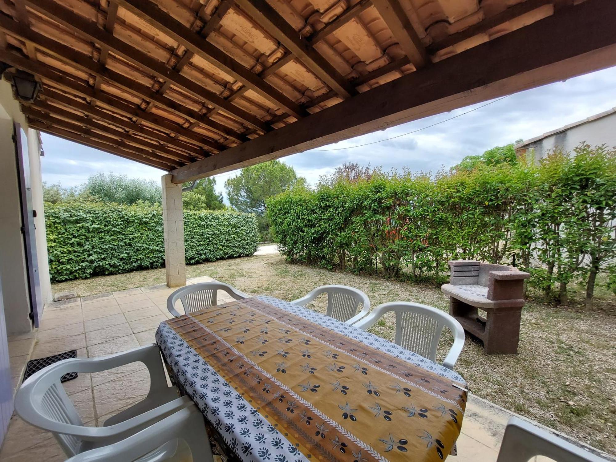 Village De Gites La Fontinelle Bessas Номер фото